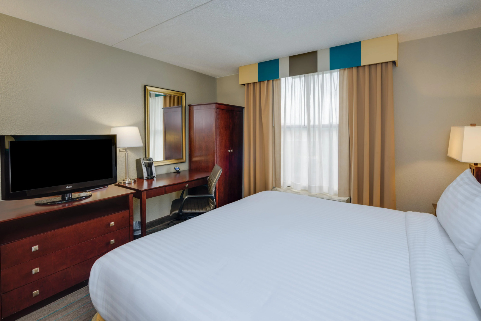 Holiday Inn Express Washington DC East - Andrews AFB by IHG