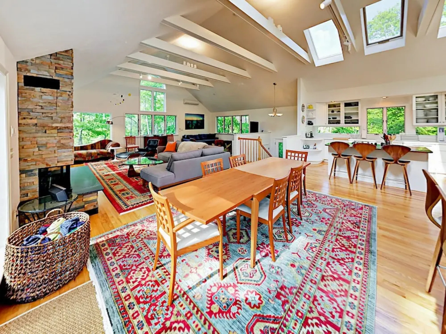 75 Red Brook Rd Home 4 Bedrooms 2.5 Bathrooms Home