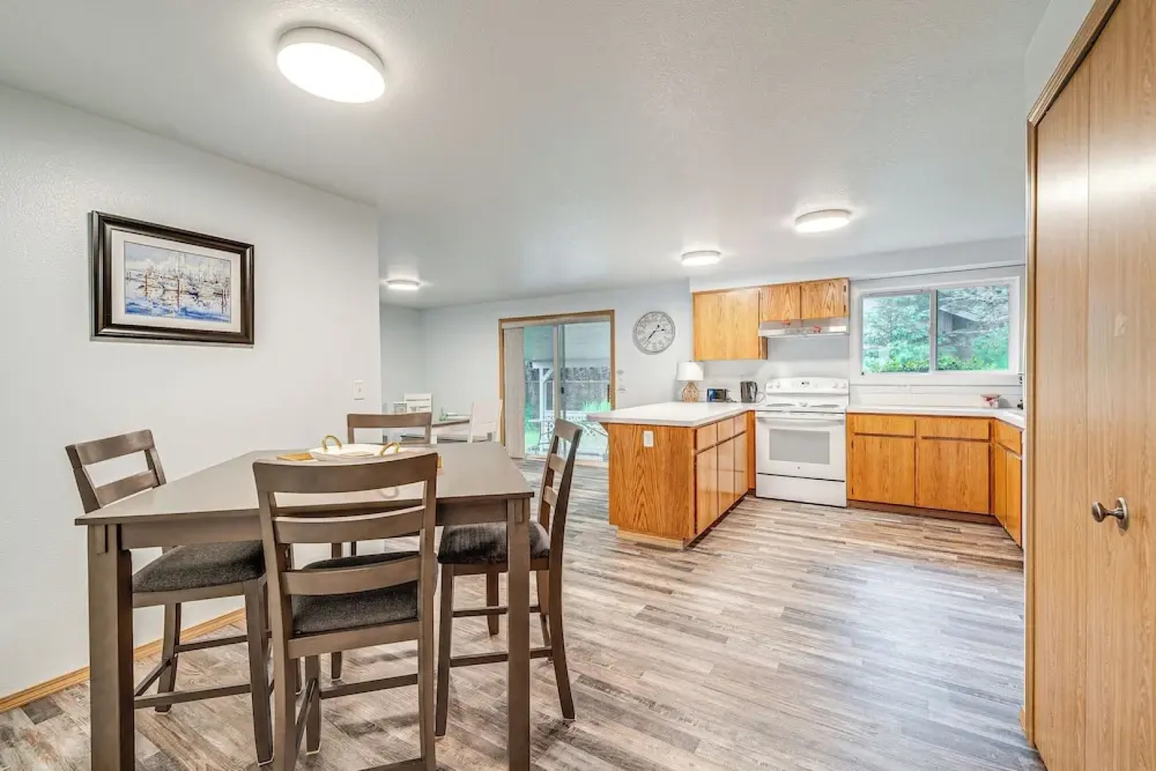 'the Crab Shack' Westport Home Half-mi to Beach!