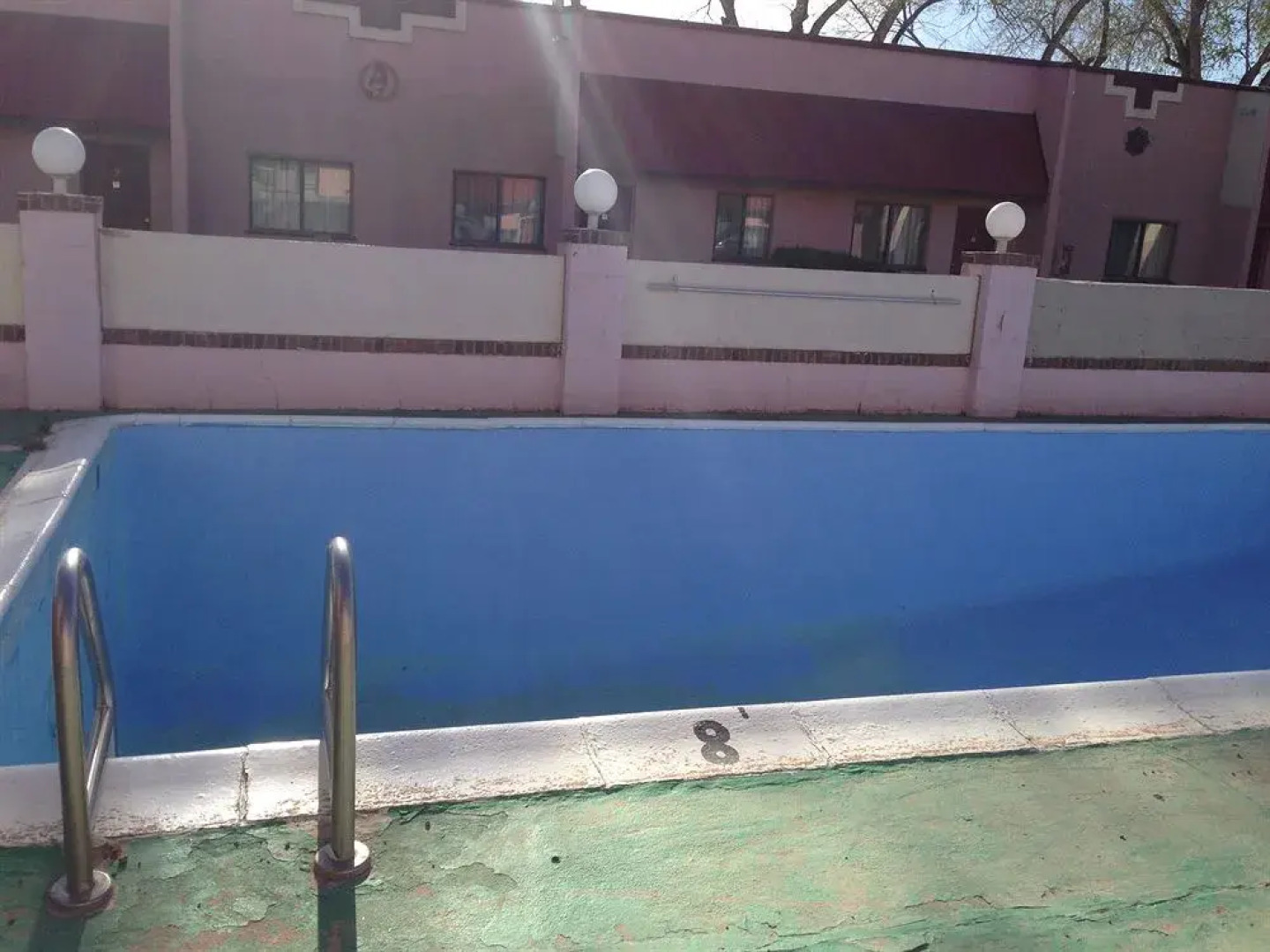 National 9 Inn Sand Canyon