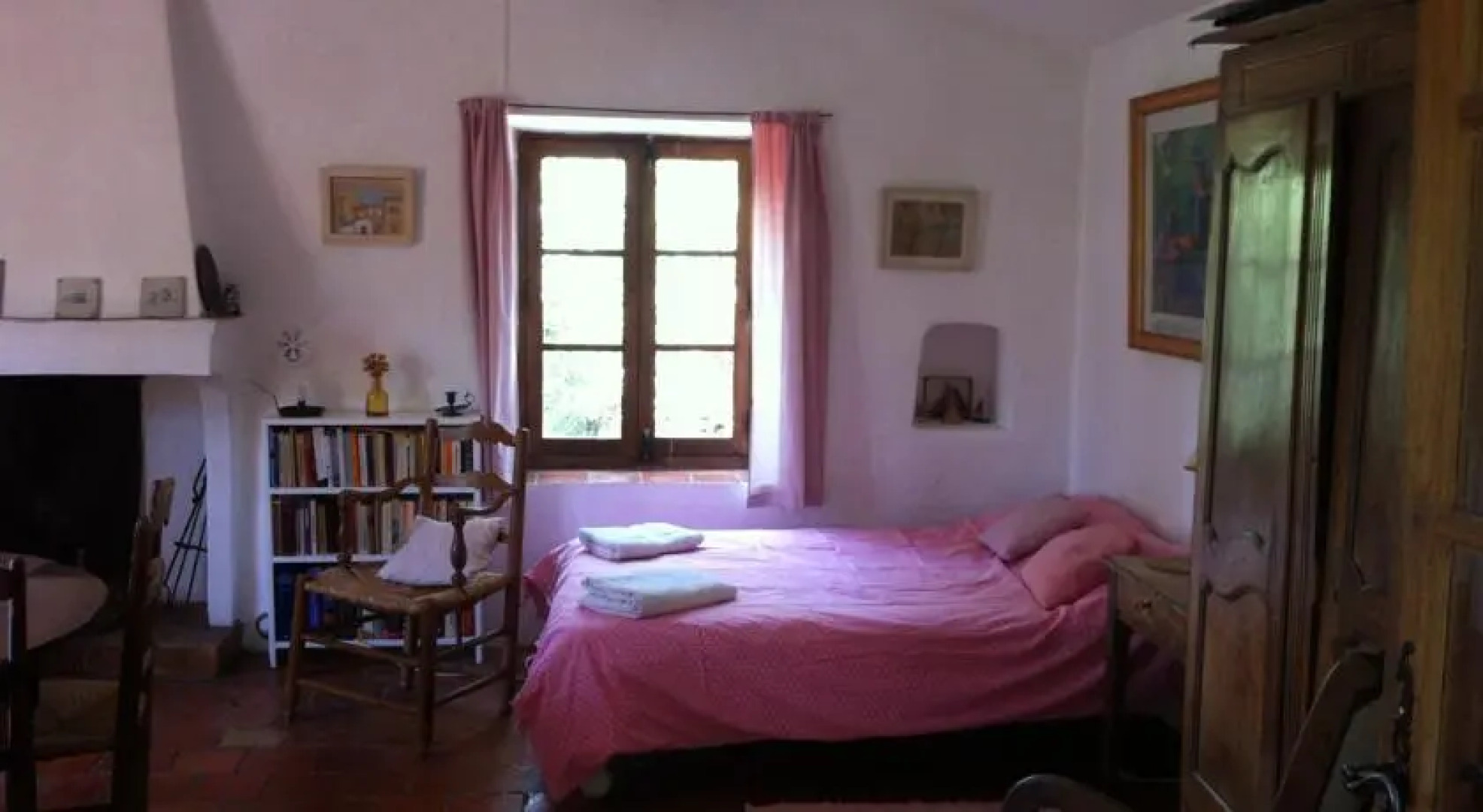 Charming Little House with Pool