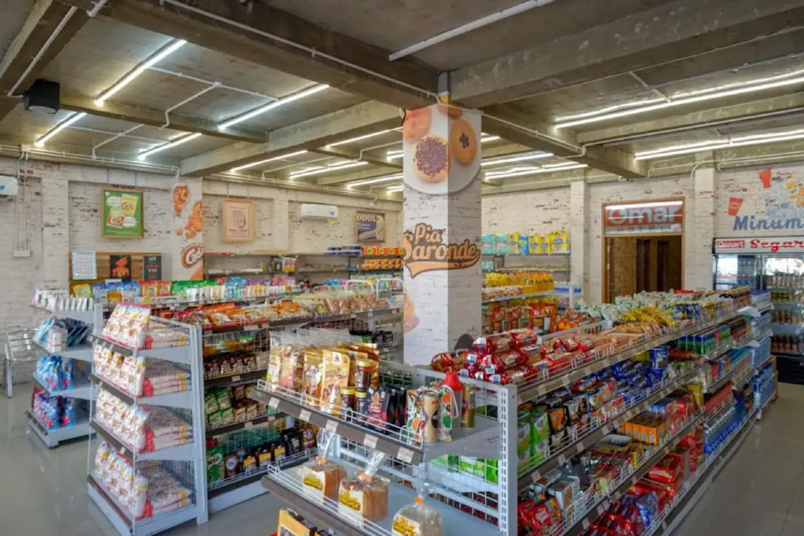 Omar Hotel by Reddoorz