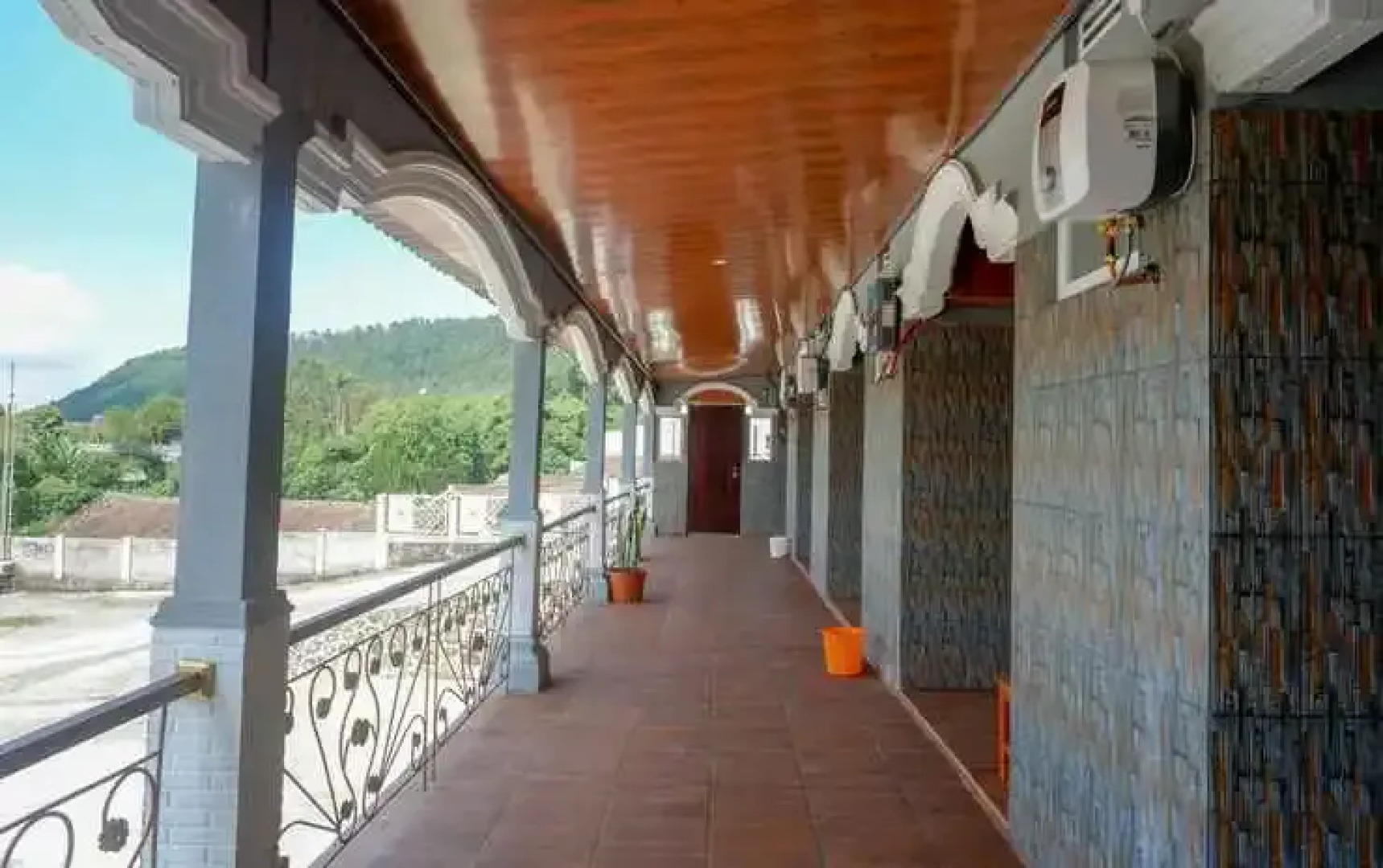 Urbanview Hotel Mountain Palace Kopeng