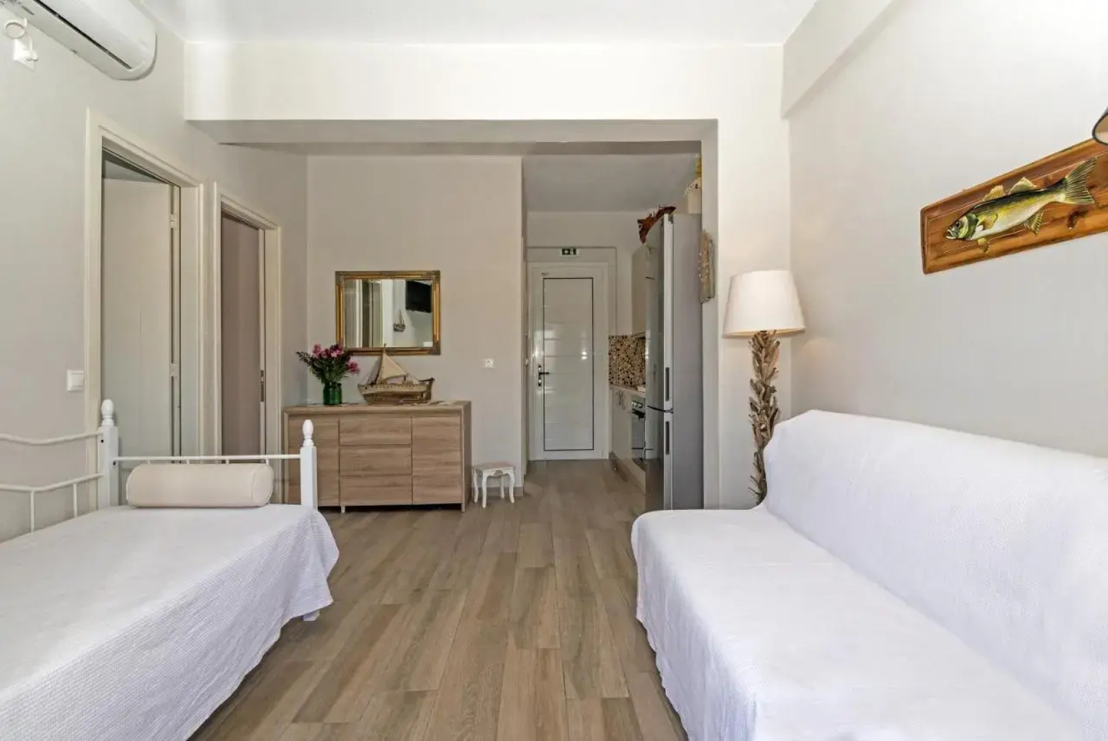 Anemoi Apartments & Studios