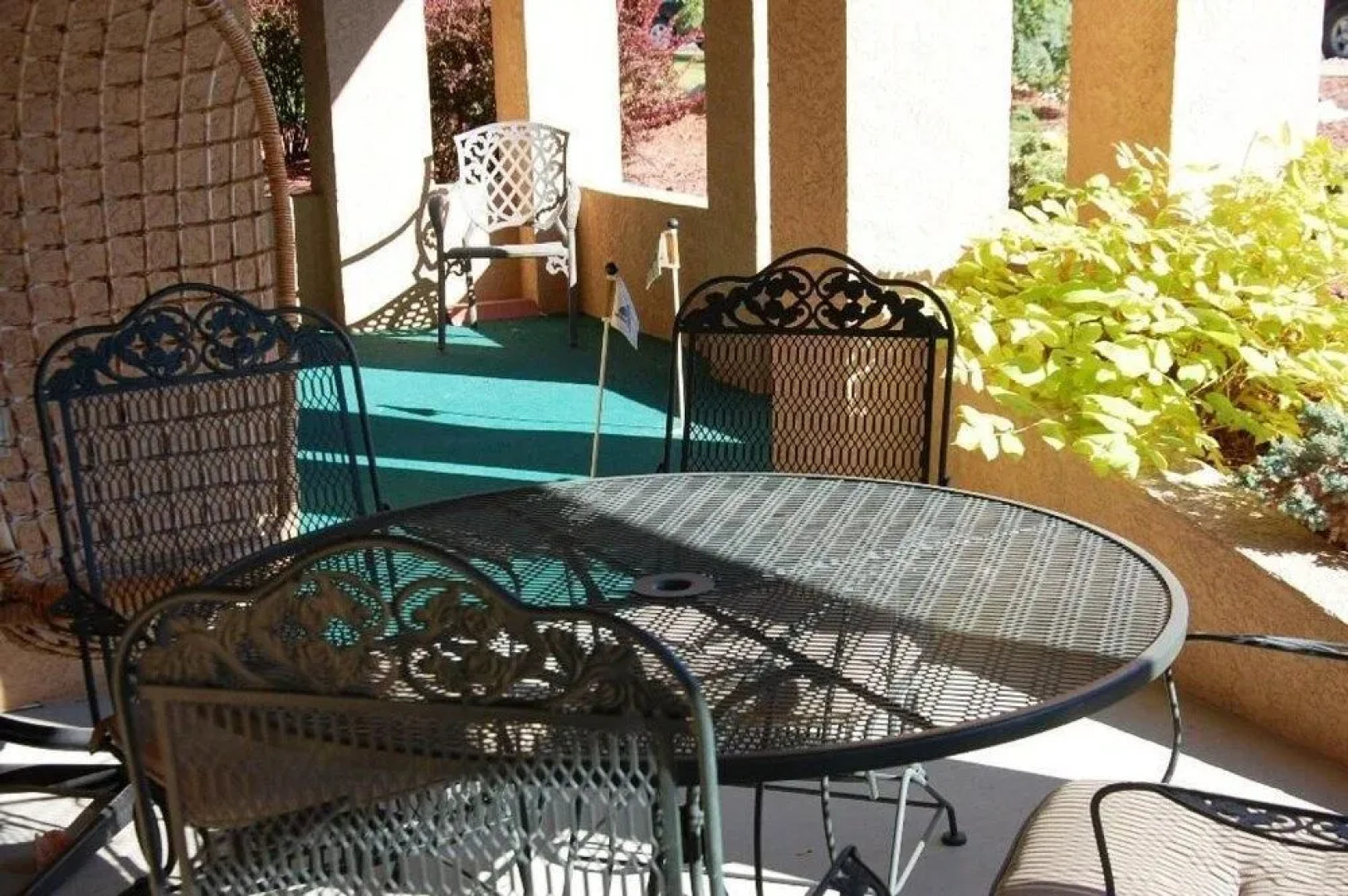 A Vacation Paradise at Quail Ridge B&B