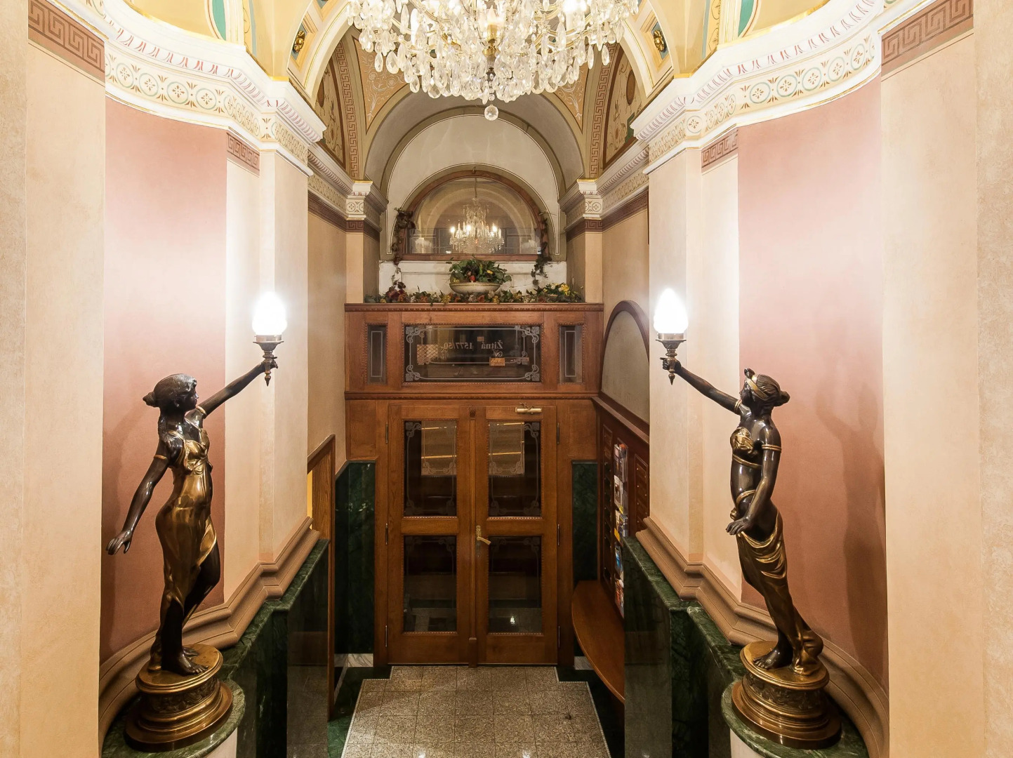 Bohemia Plaza Residence