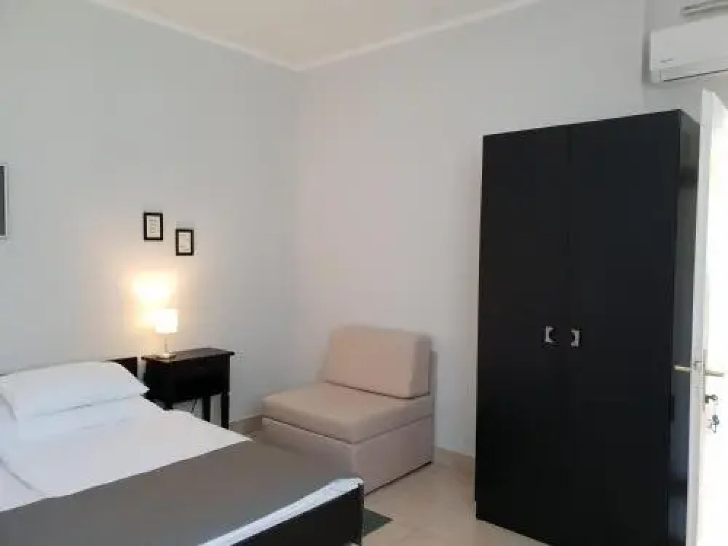 Apartment and B&B Mikleus