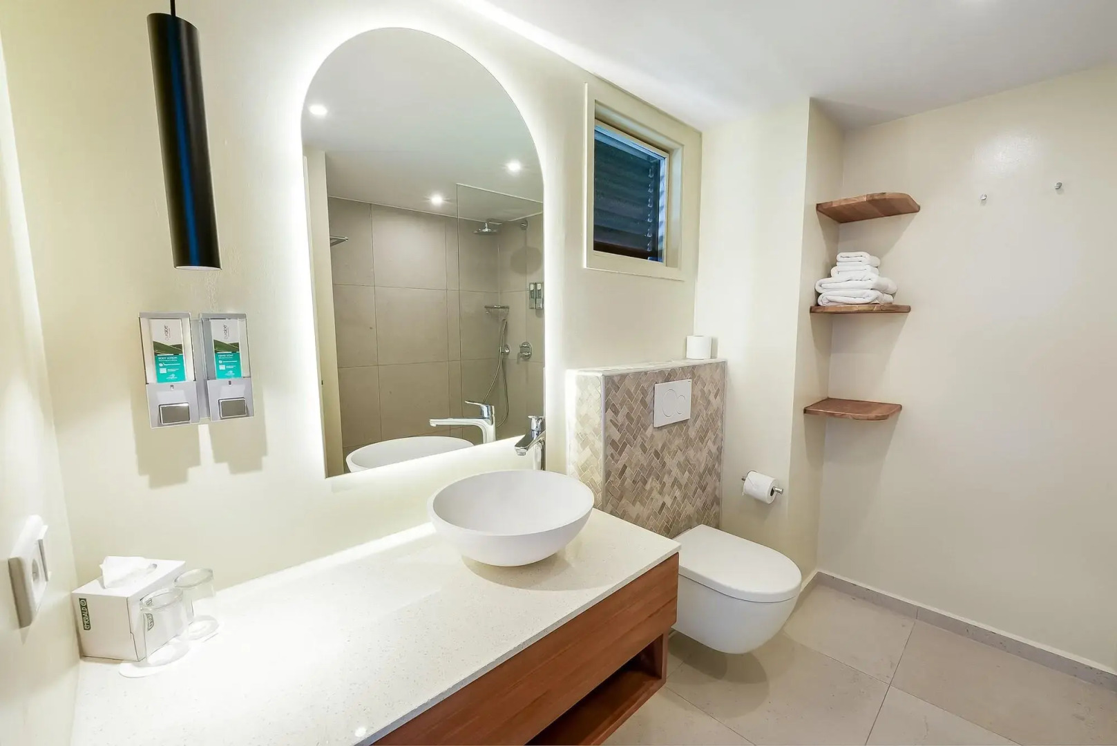 LionsDive Beach Resort