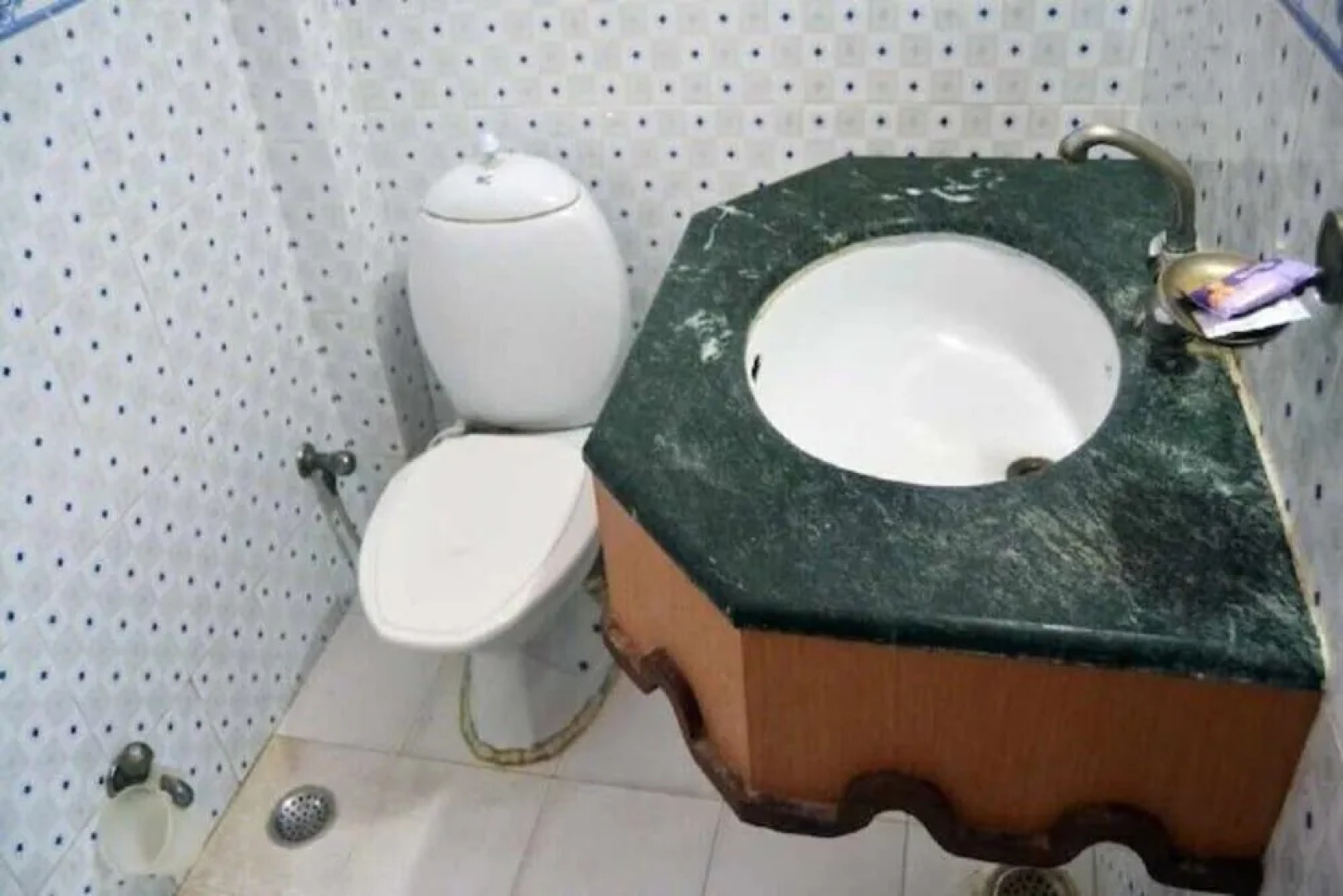 Hotel Rathore Lodge & Restaurant