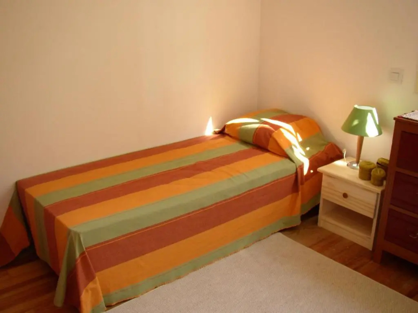 Villa L'OUSTAL avec piscine entre lac et océan pour 8-10 personnes