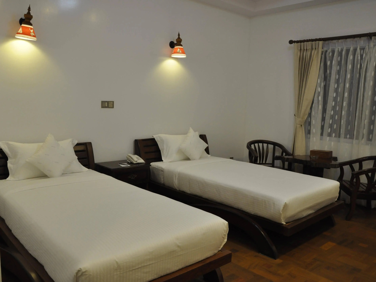 Yadanarpon Dynasty Hotel