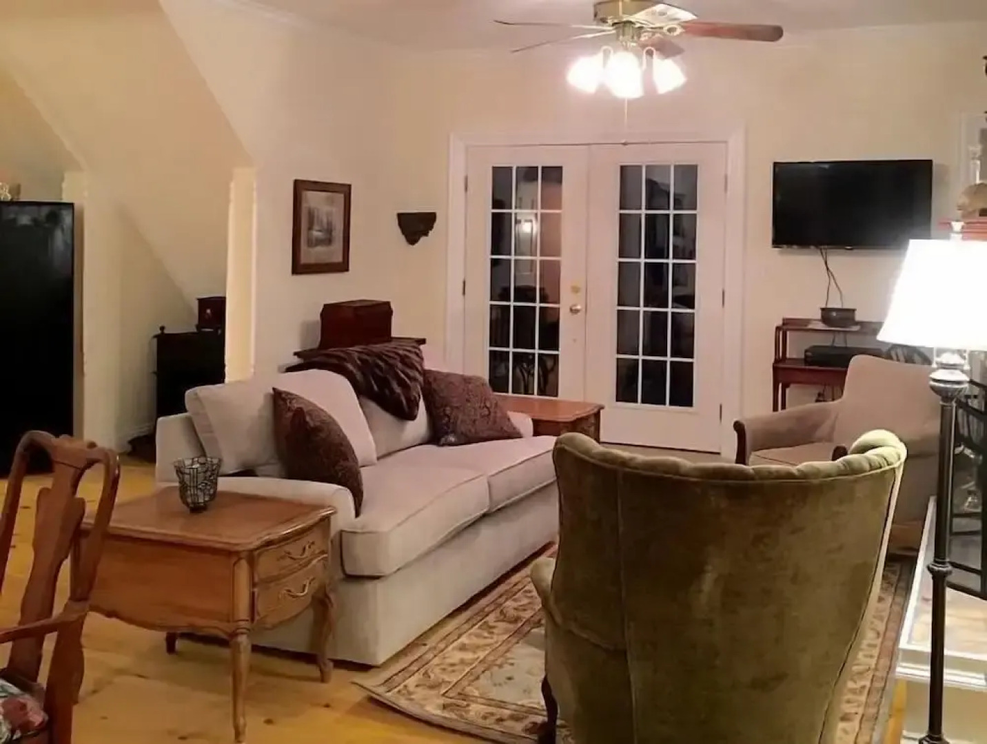 Clamshell By The Sea