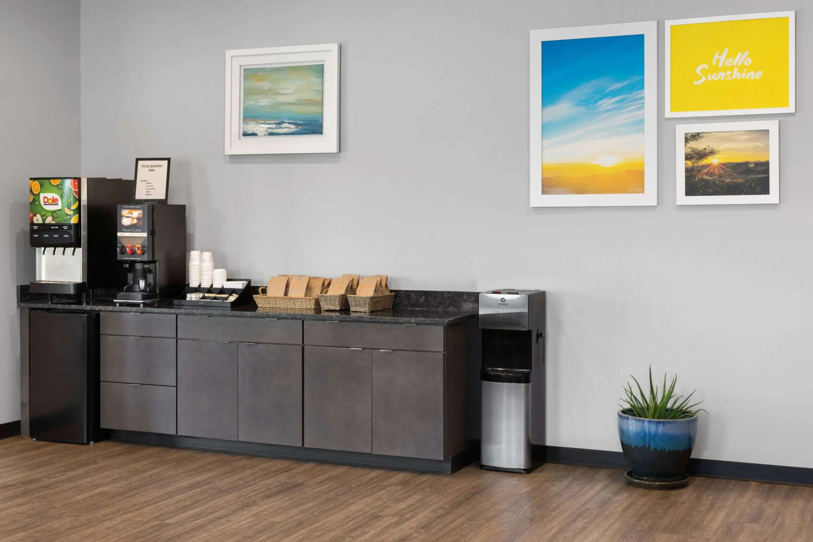 Days Inn by Wyndham Frederick