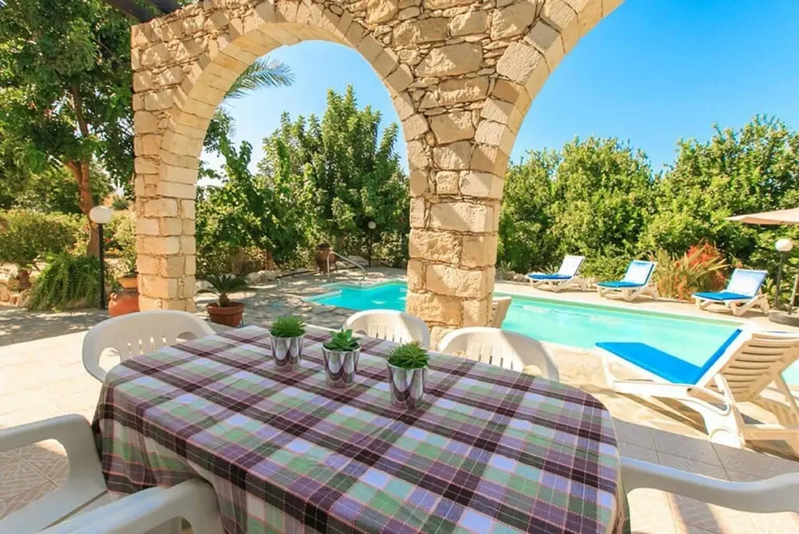 Villa Irini in Polis