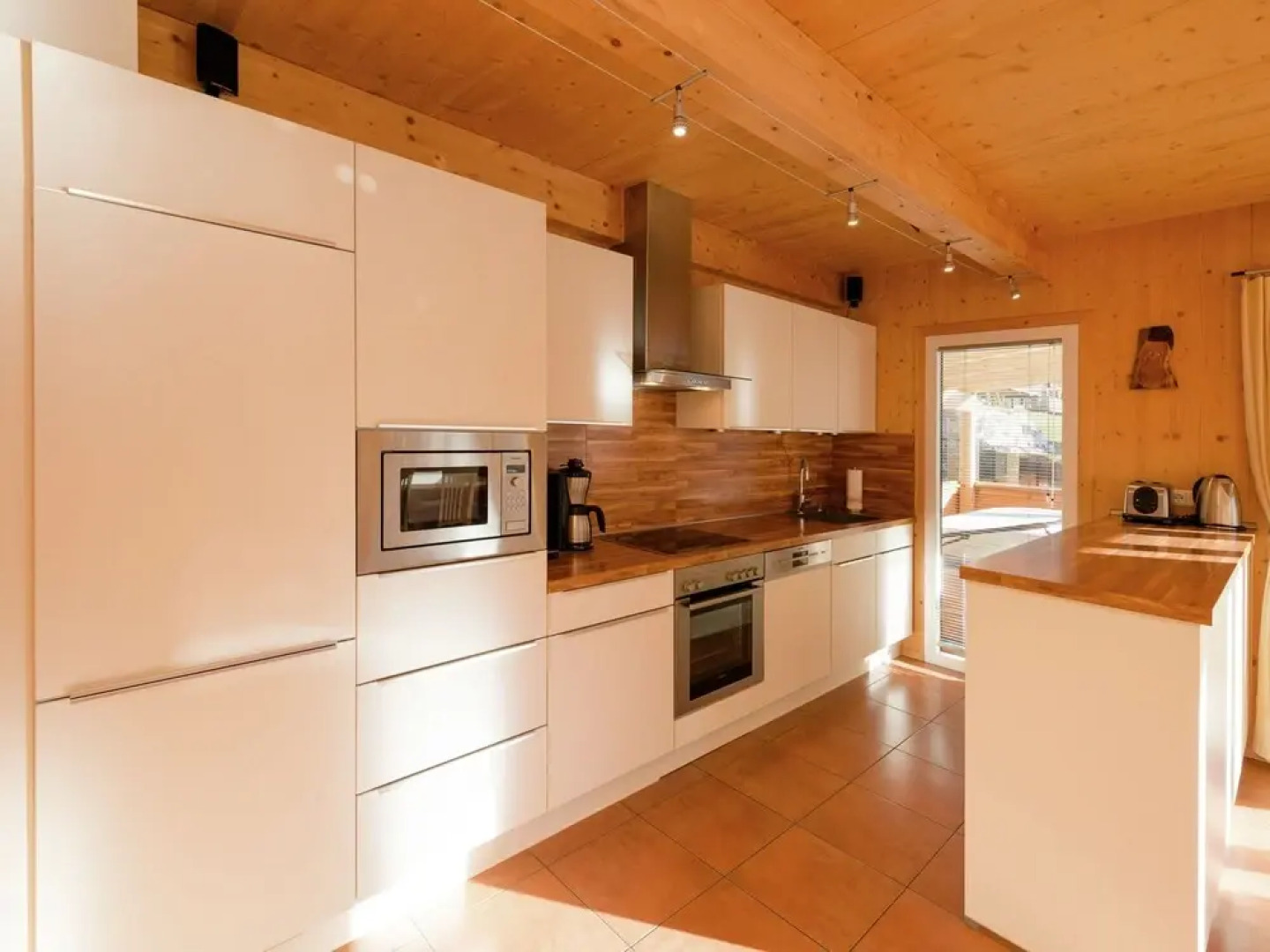 Luxurious Chalet in Hohentauern With Jacuzzi Near Lake