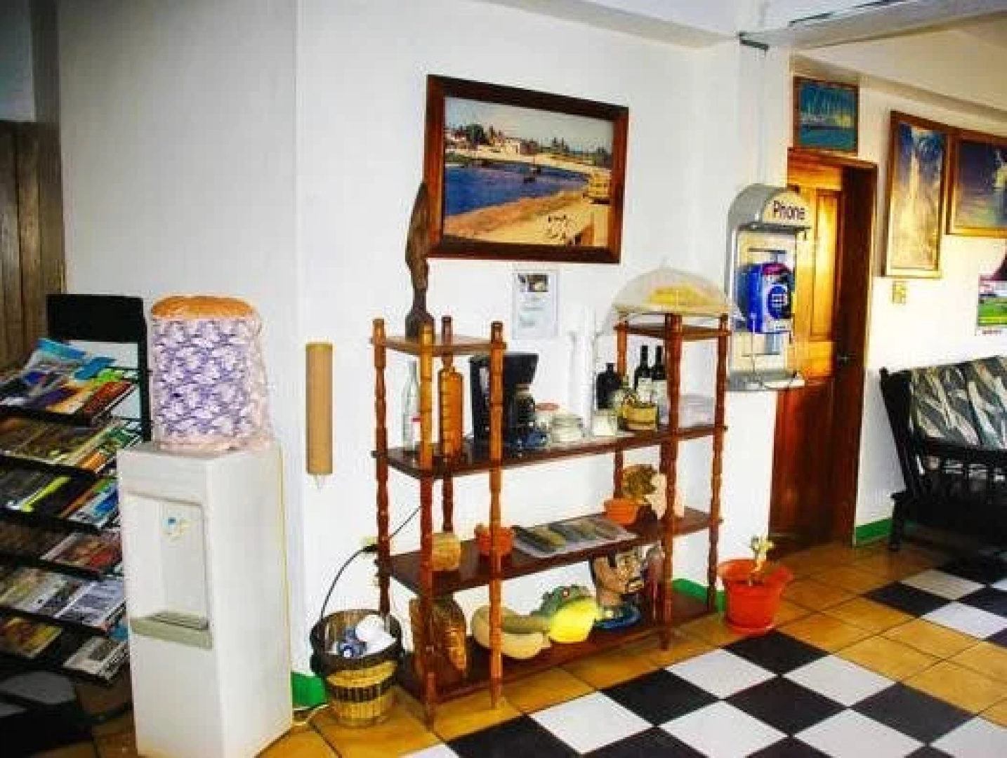 Chaleanor Hotel