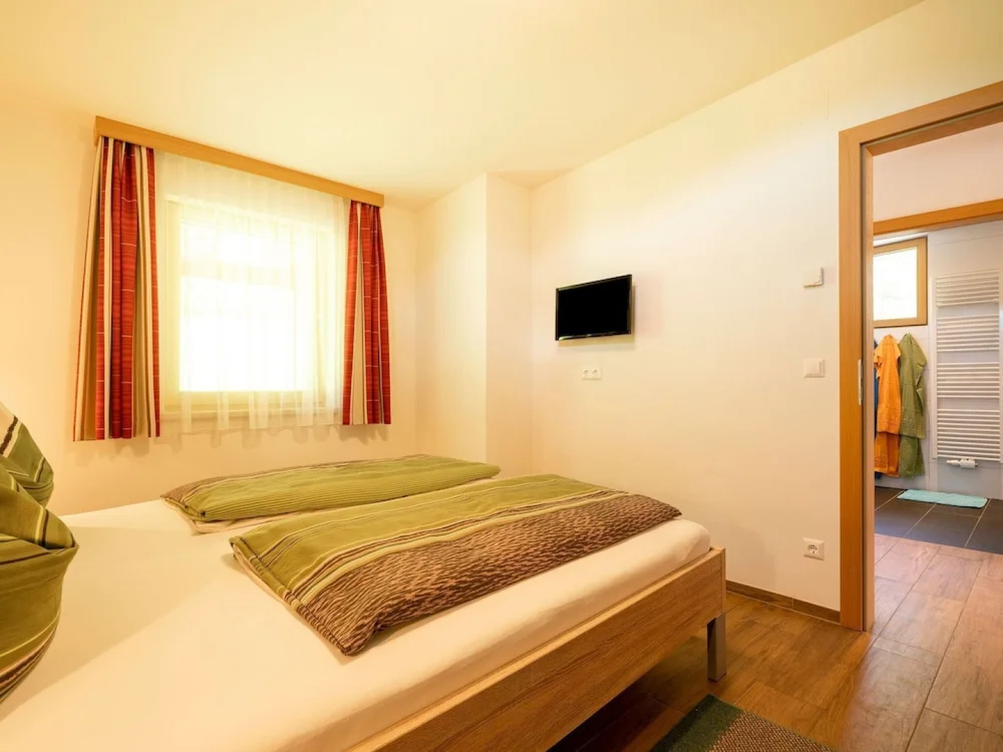 Sunlit Apartment near Ski Area in Weissensee