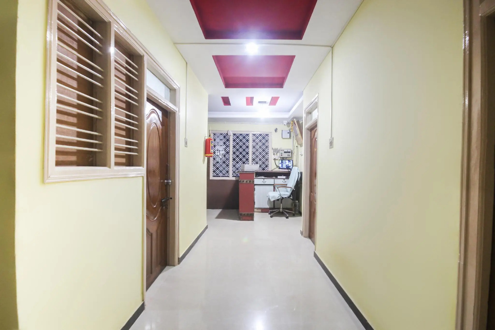 OYO 62733 Bs Residency