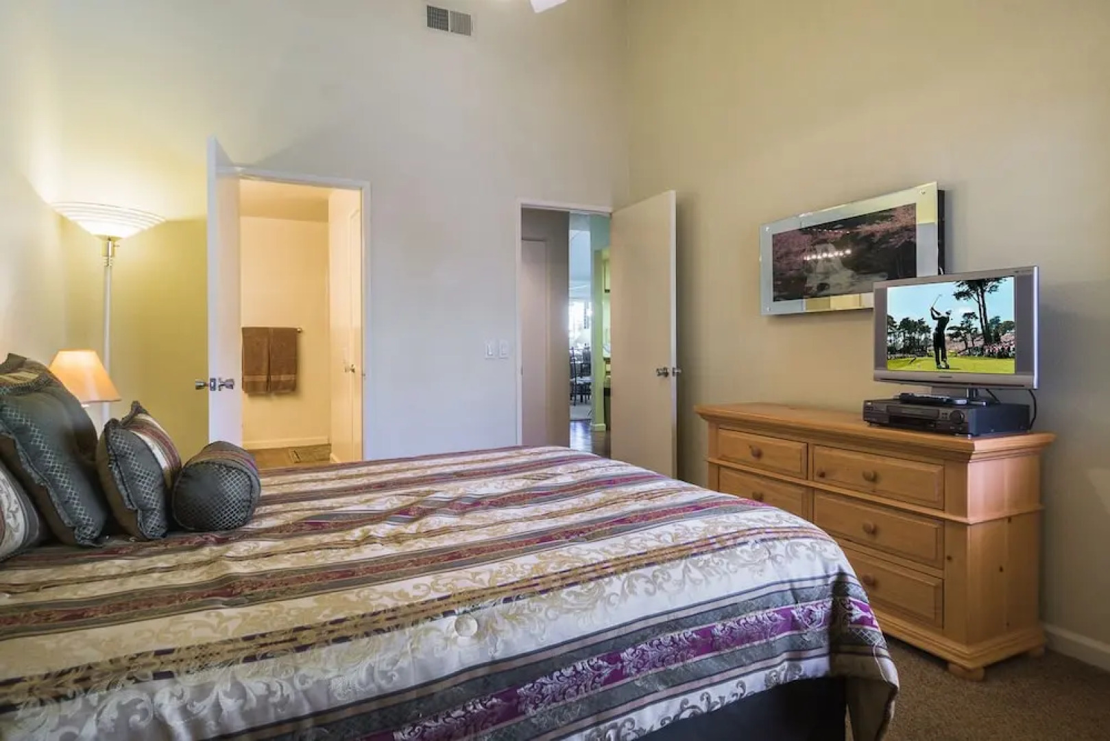 Golf Course View Condo by RedAwning