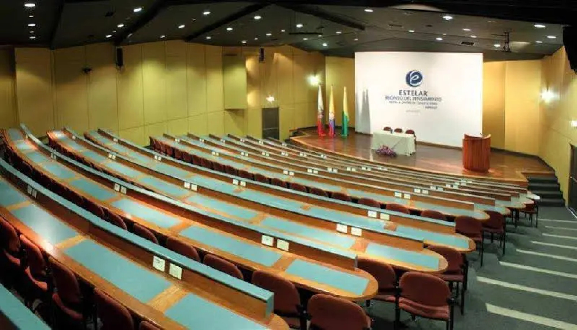 Estelar Recinto Del Pensamiento