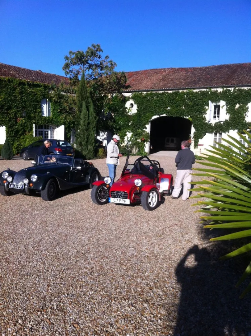 Logis de Guitres - Chambres dHotes