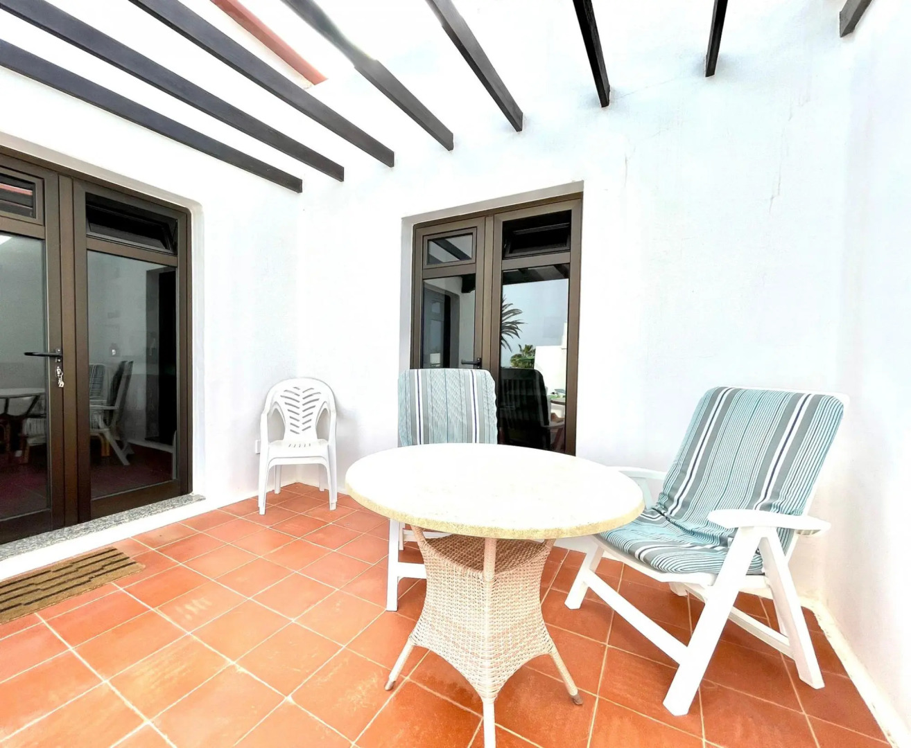 Bungalow Para Nudistas Estupenda Vista la Piscina