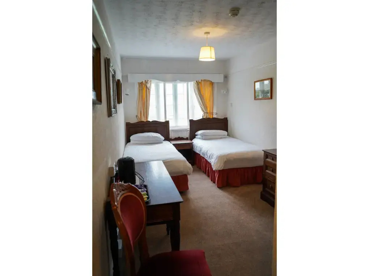 The Fox & Hounds Hotel