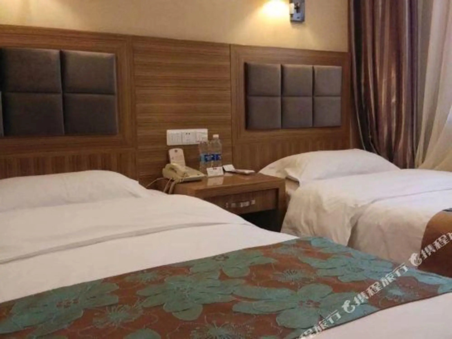 Wujiaqu Yingbin Hotel