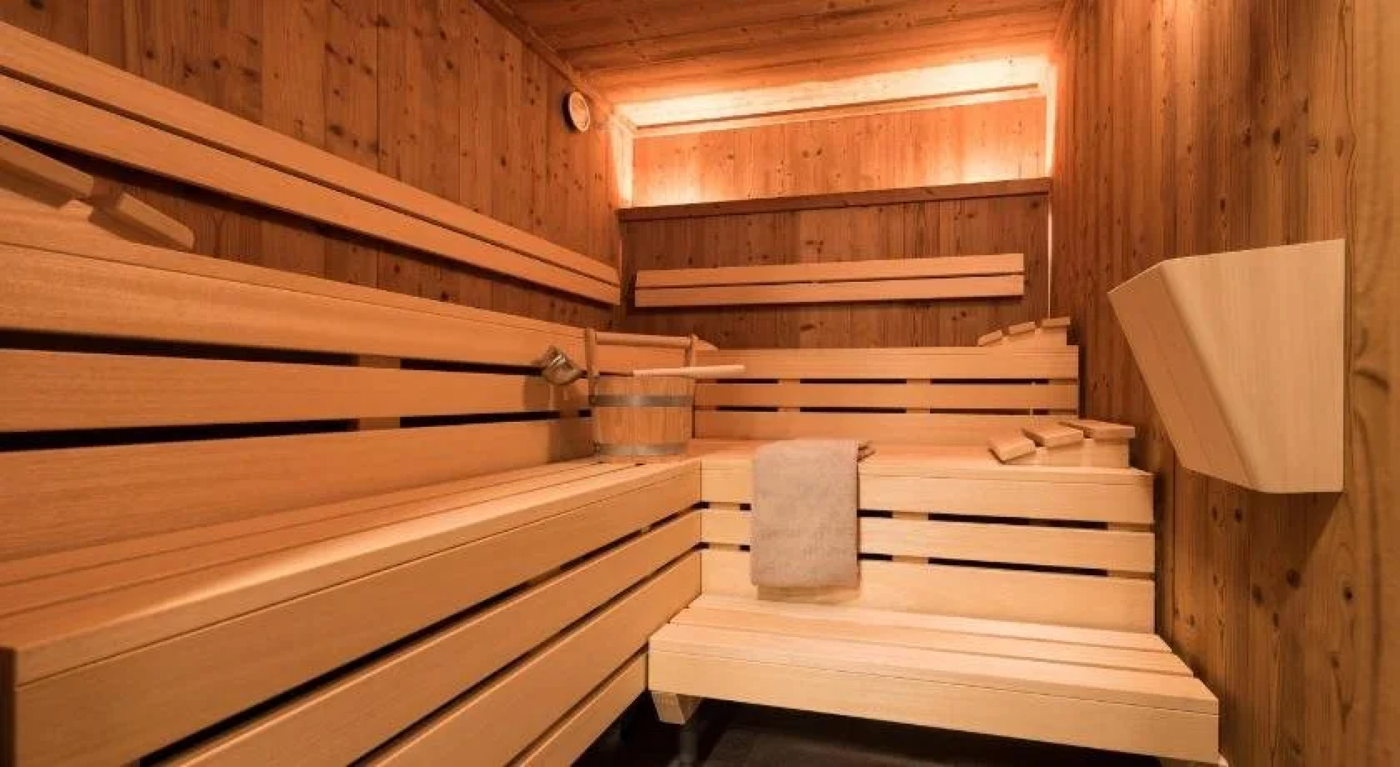 Swiss Chalet-Style Hotel Walliser Spycher