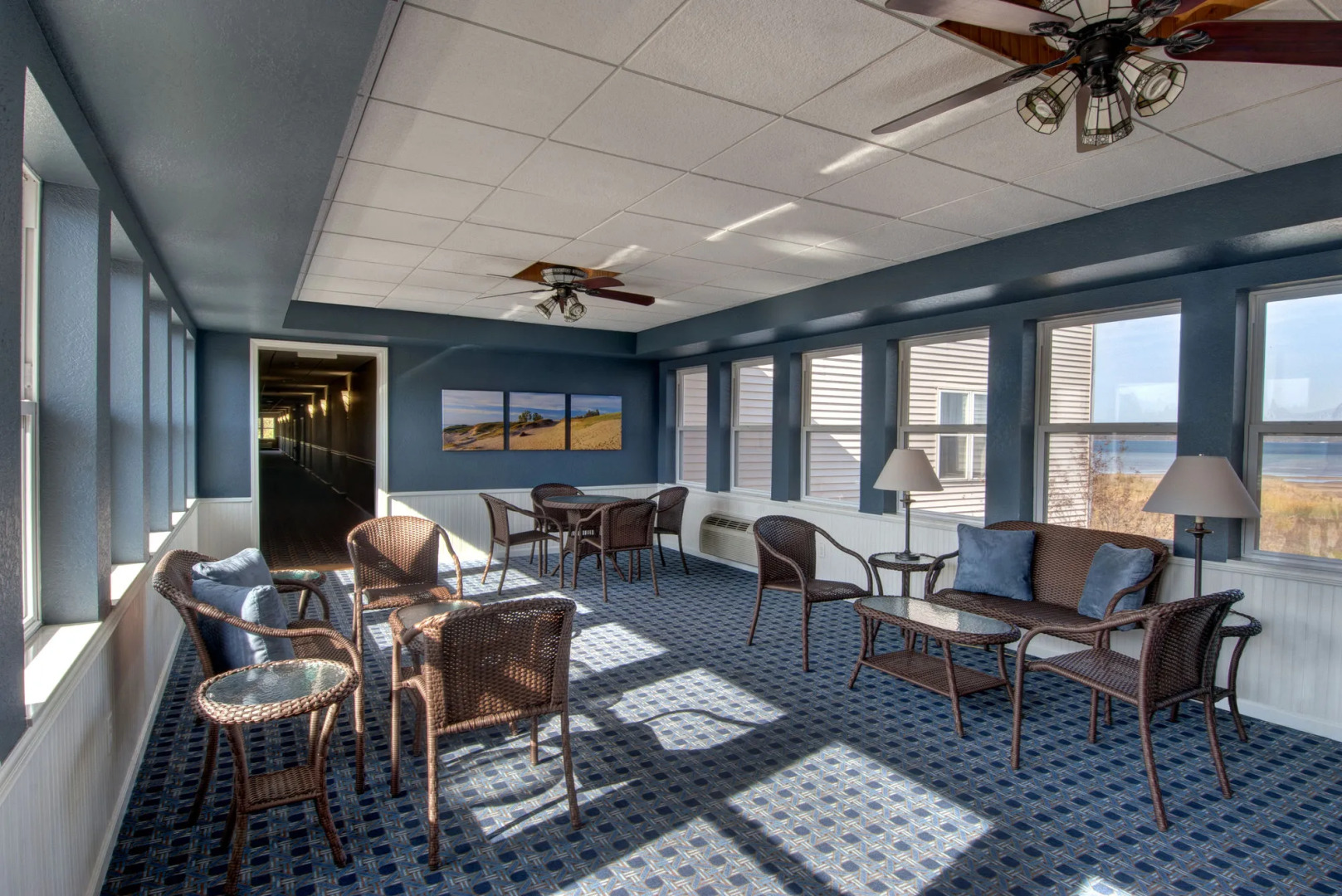 Cherry Tree Inn & Suites