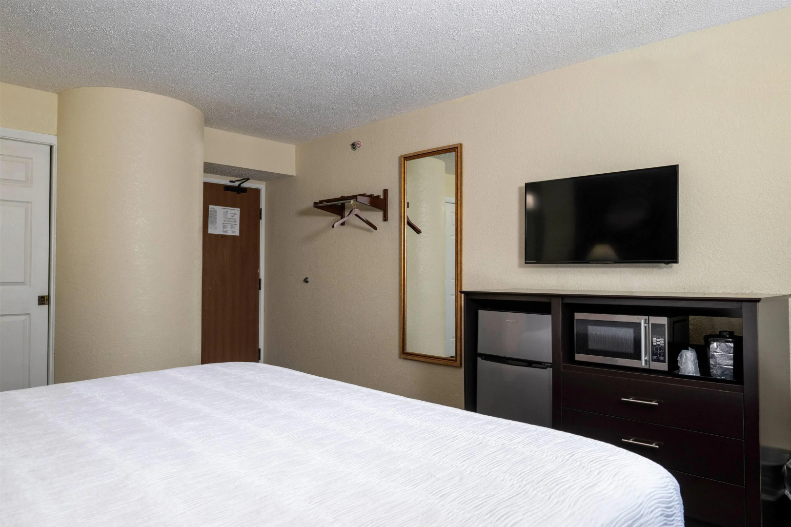 Baymont Inn & Suites by Wyndham Mukwonago