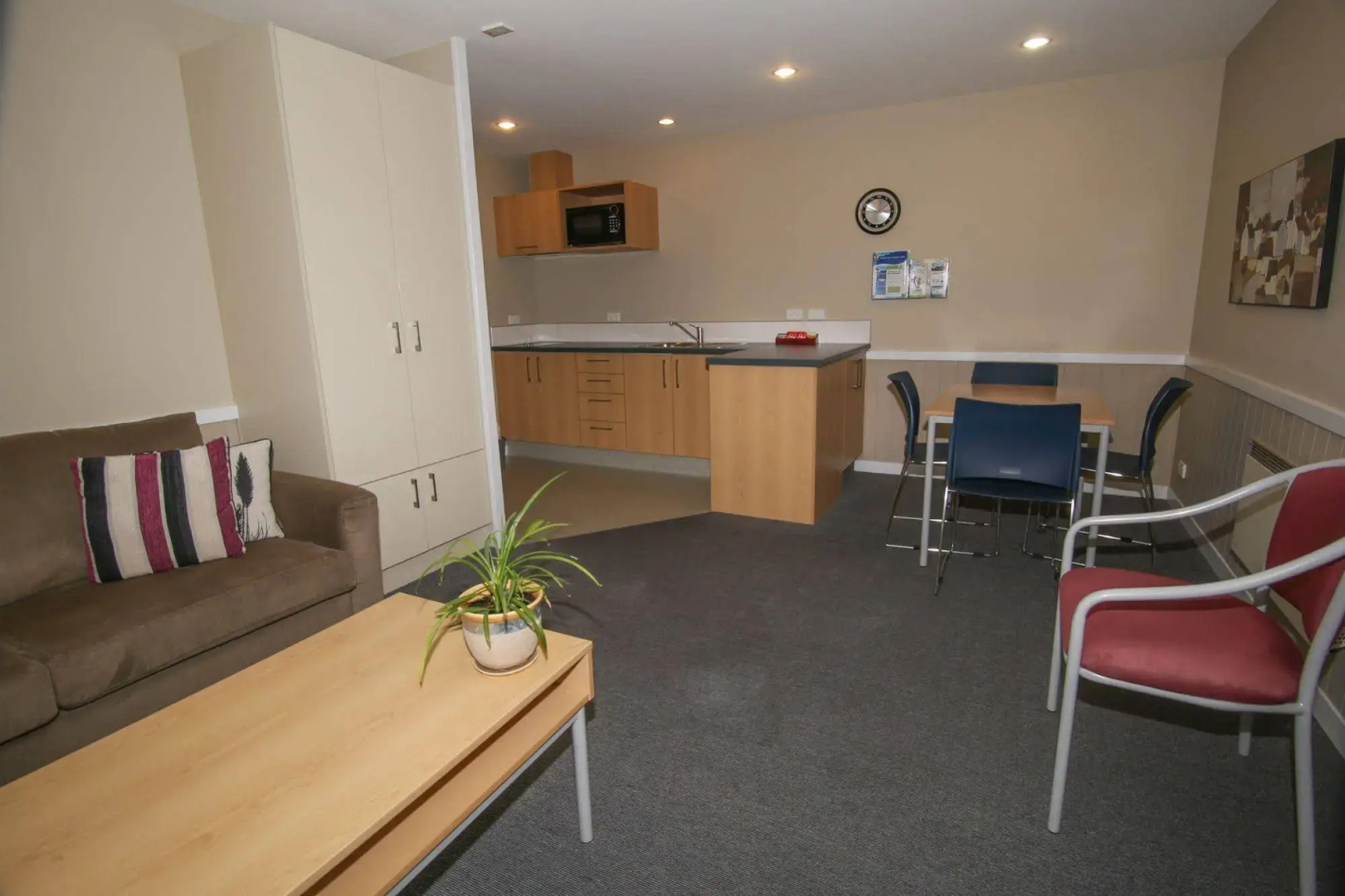 Amber Kiwi Holiday Park & Motel