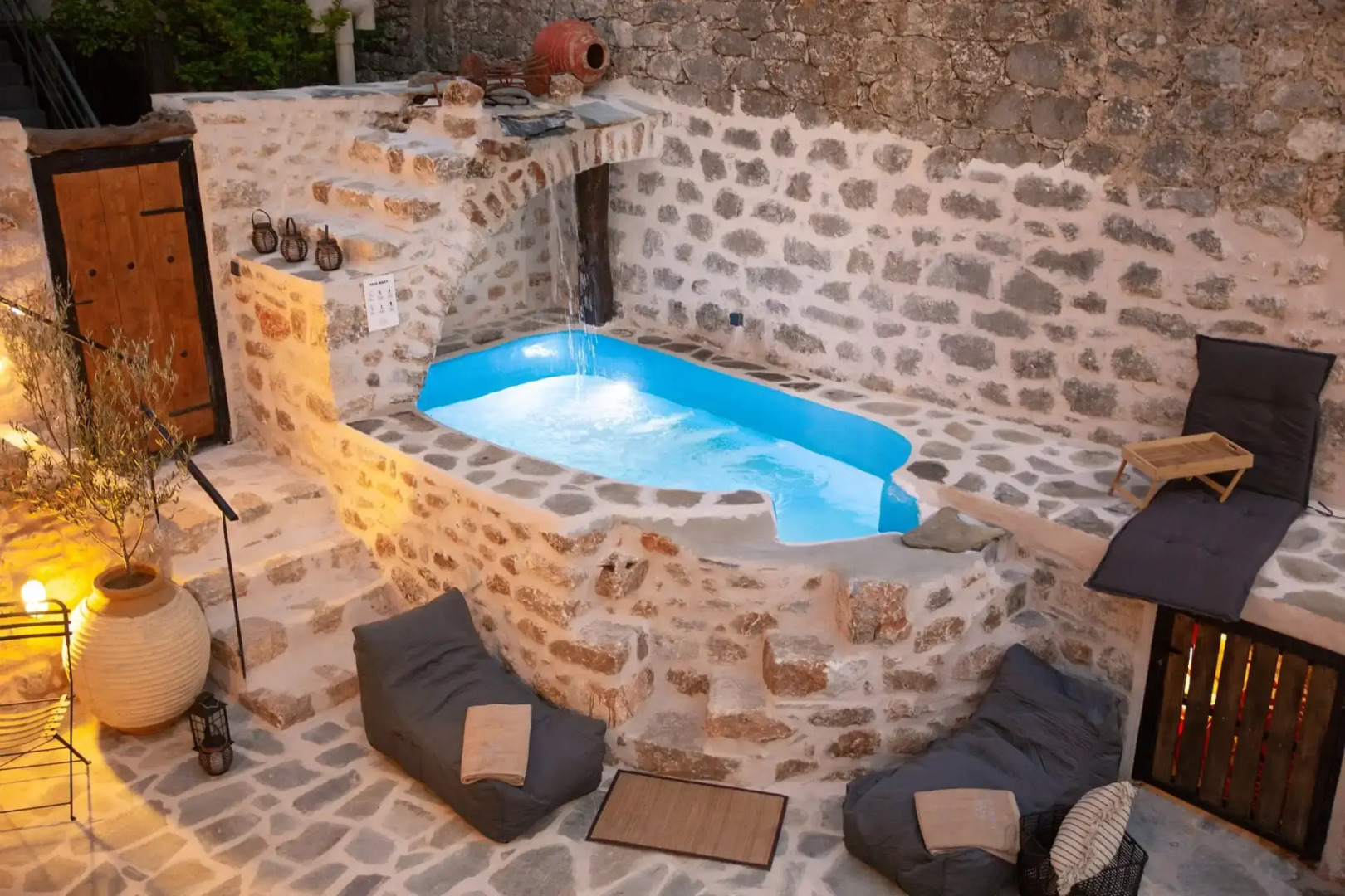 Dandy Villas Tower House Mani