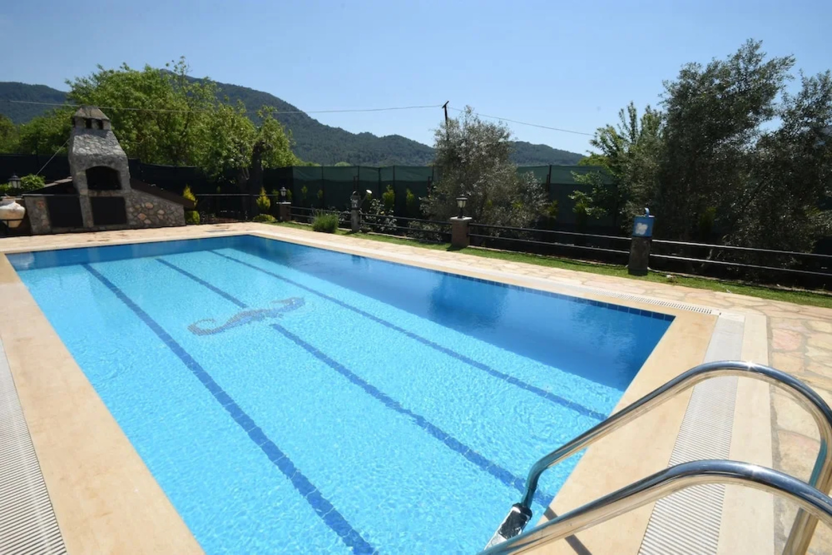 Villa Defne by Helaltatilvillari