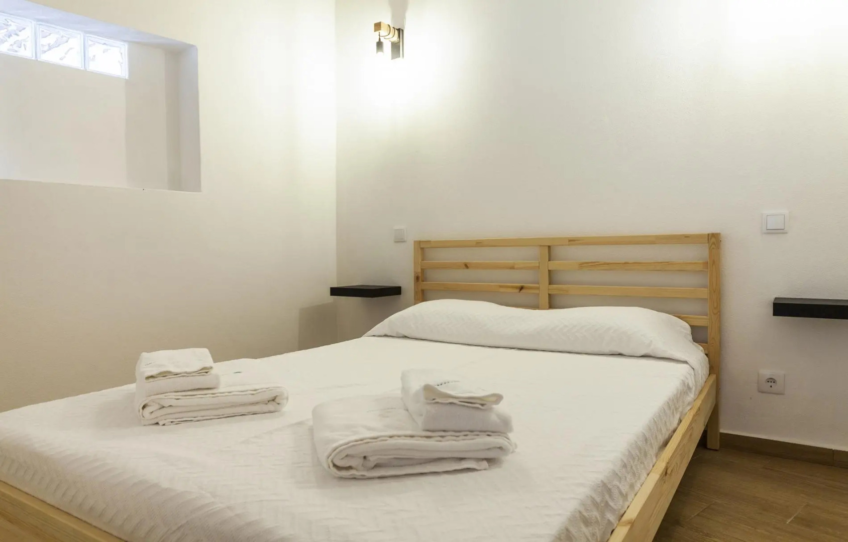 I 5 - 3 Bed Apartment in St. Johns Countryside Getaway