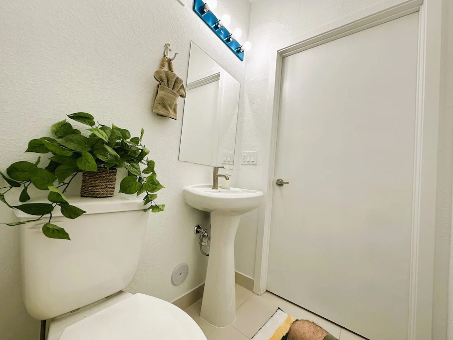 Sunset Haven: Beach Isle House FL Keys MIA Marina