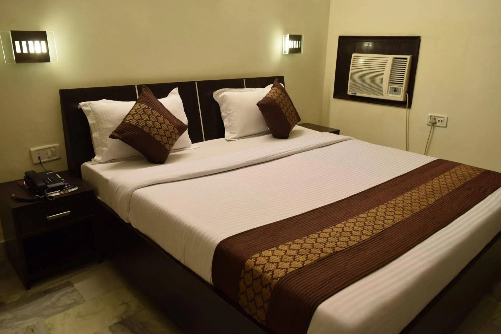 Hotel Akaal Residency