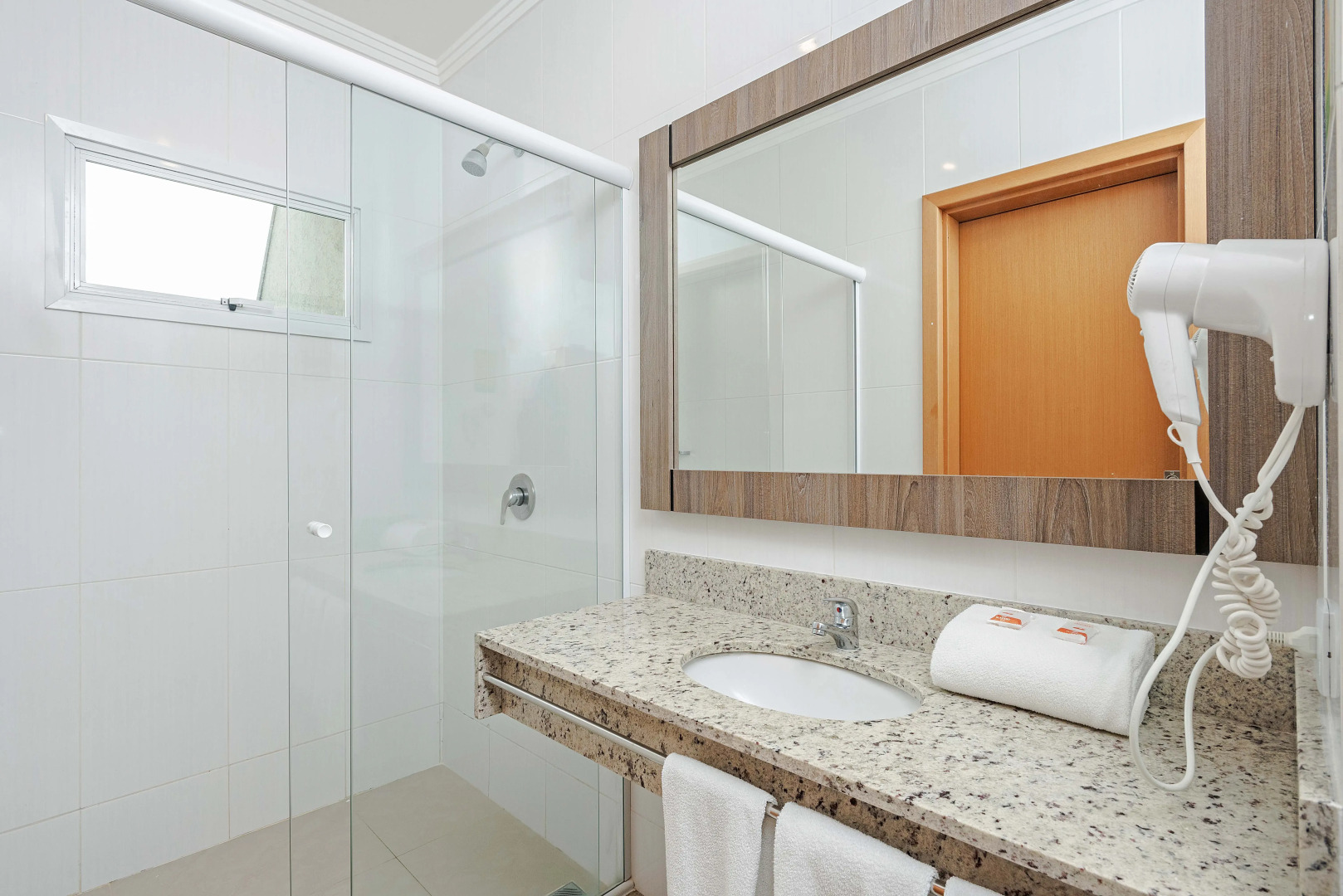 SLIM Curitiba Av. das Torres