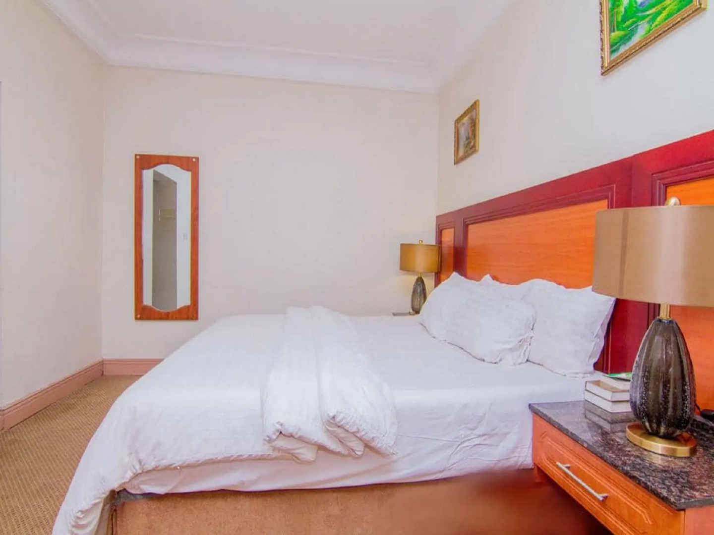 De Angelo Hotel And Resort