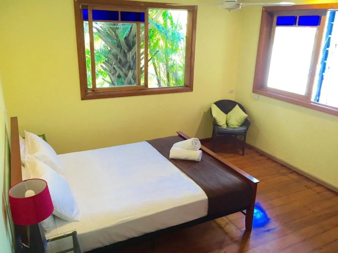 Colonial Court Holiday Apartments