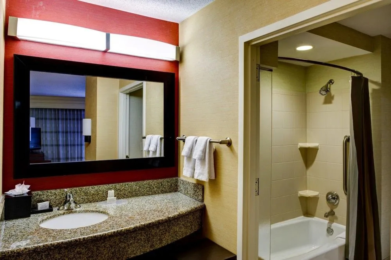 Courtyard Atlanta Airport West