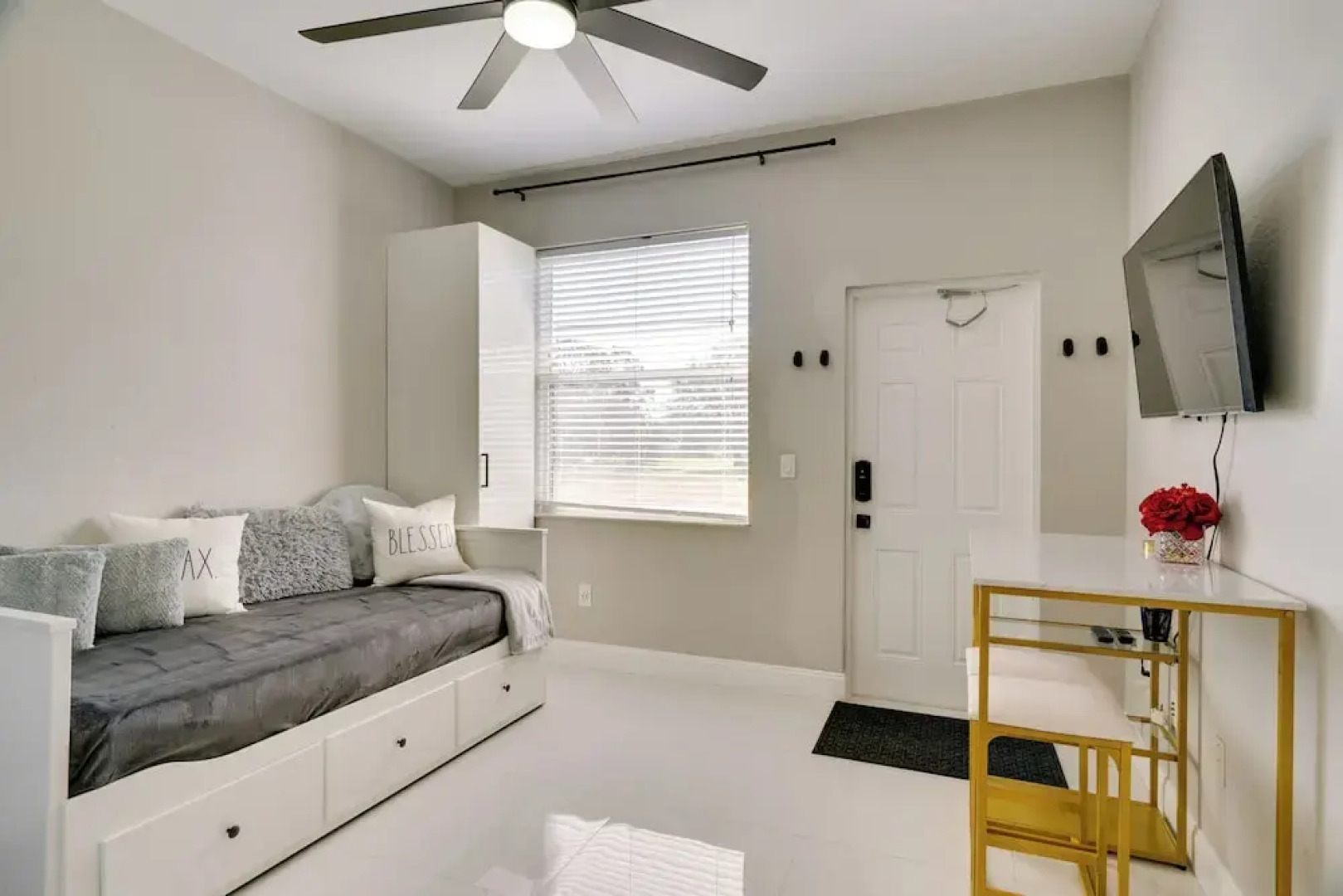 North Port Unit - 7 Mi to Myakka State Forest