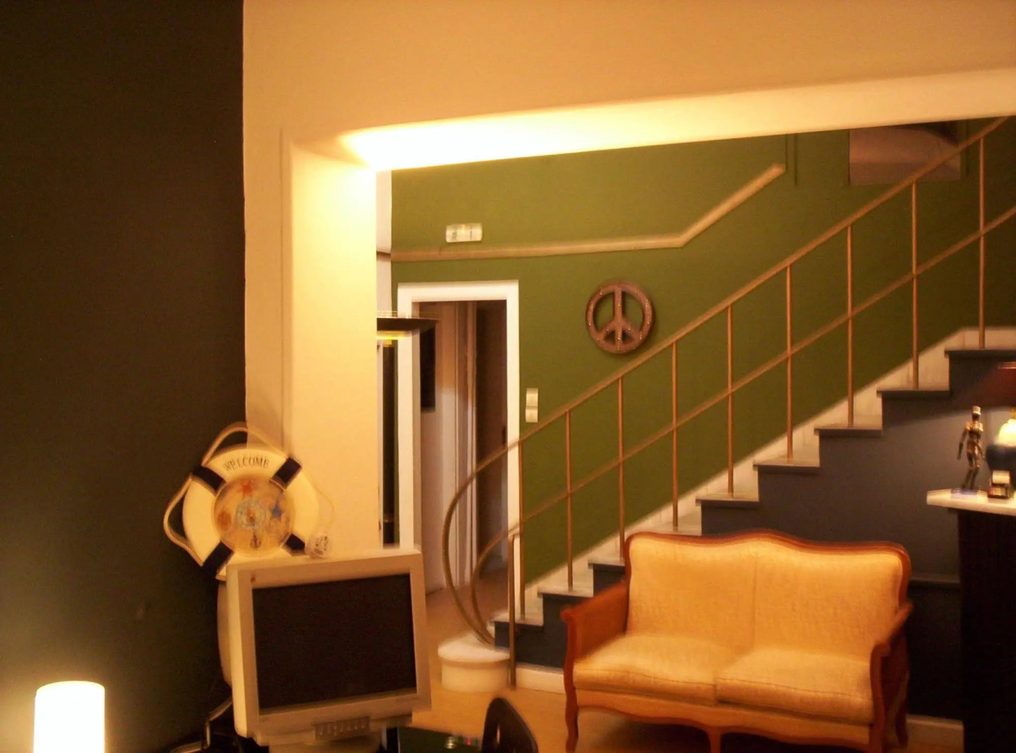 The New Yorkers Hotel