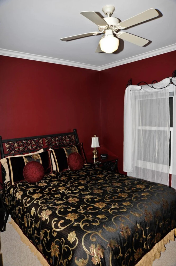 Kite Hill Vineyards Bed & Breakfast