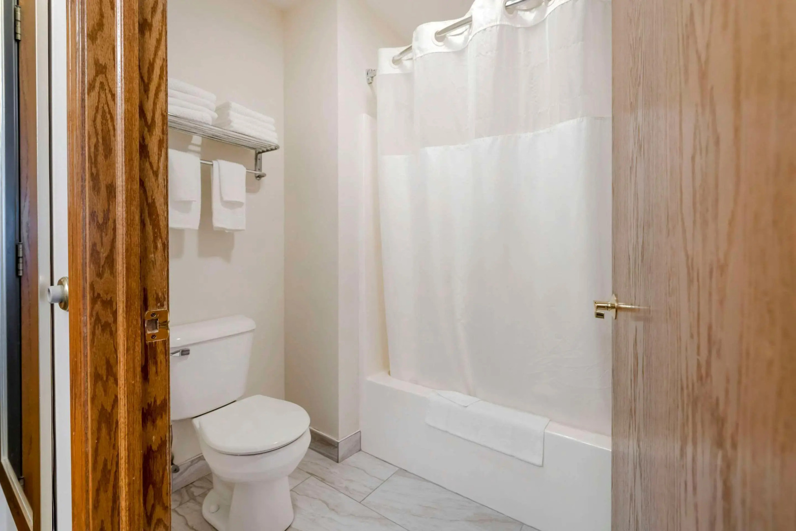 Quality Inn & Suites Stoughton - Madison South