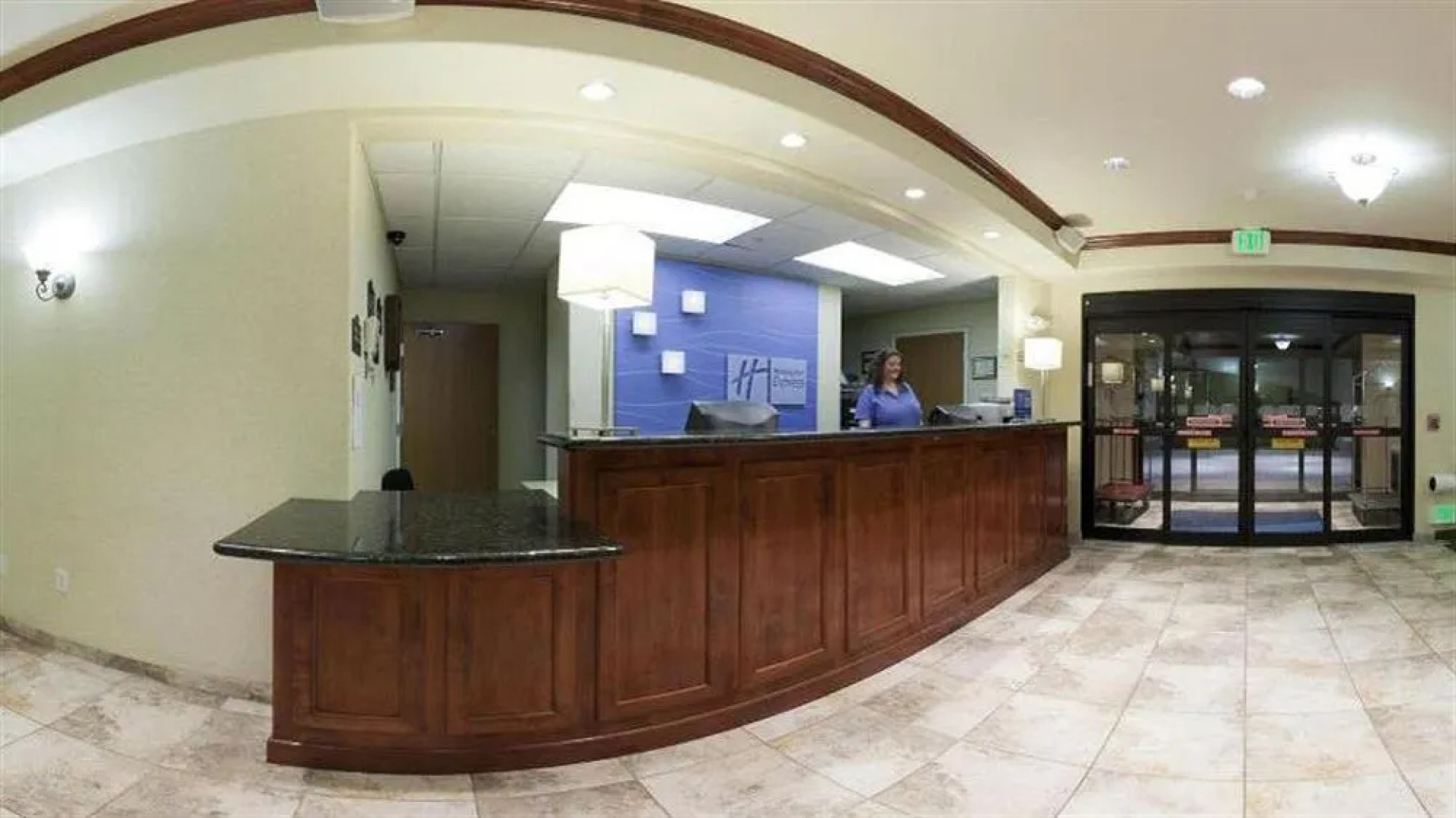 Days Inn & Suites Parachute