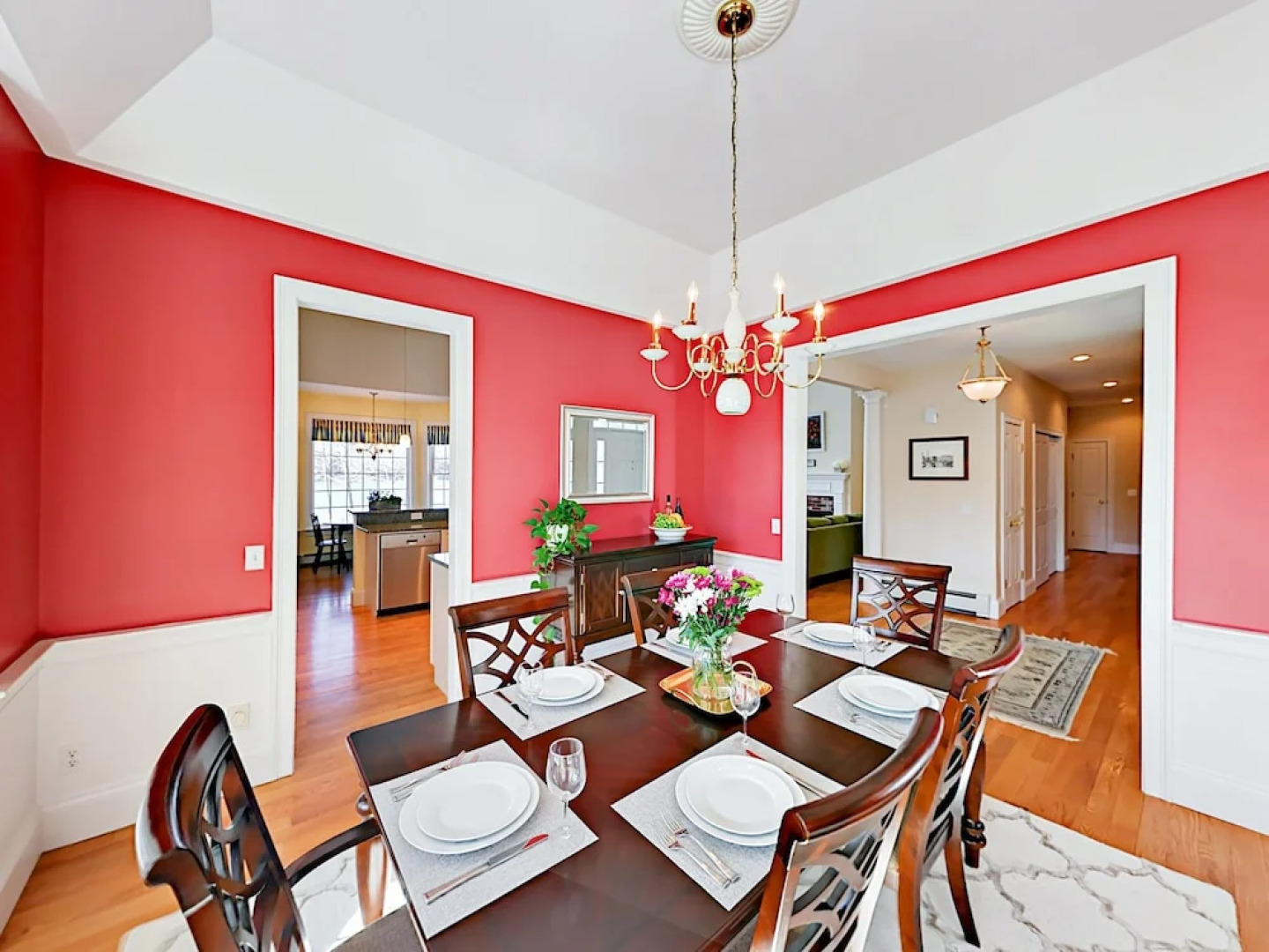 7 Apple Hill Lane Home 3 Bedrooms 2.5 Bathrooms Home