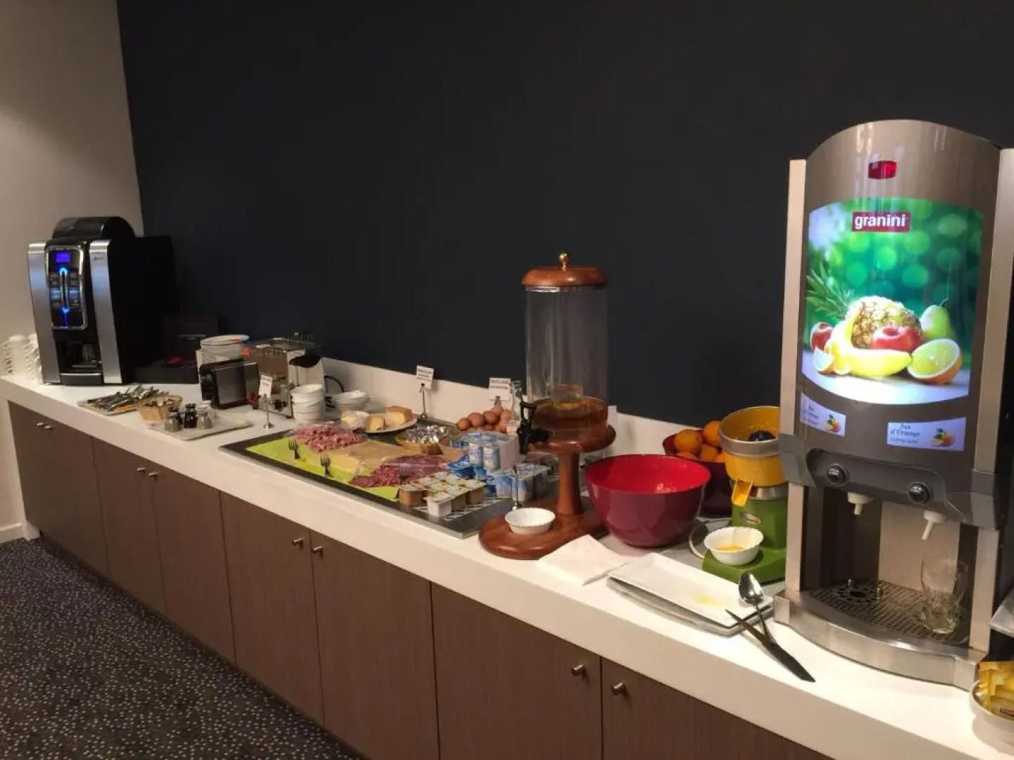 Hostellerie Saint Vincent Beauvais Aéroport