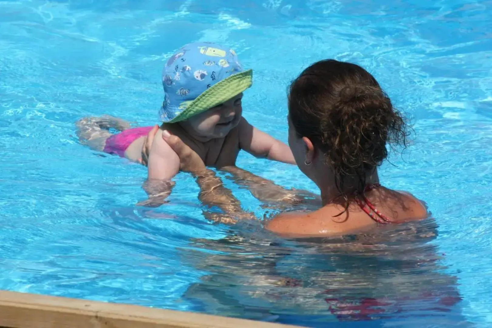 Smeraldo Kastely Szallo