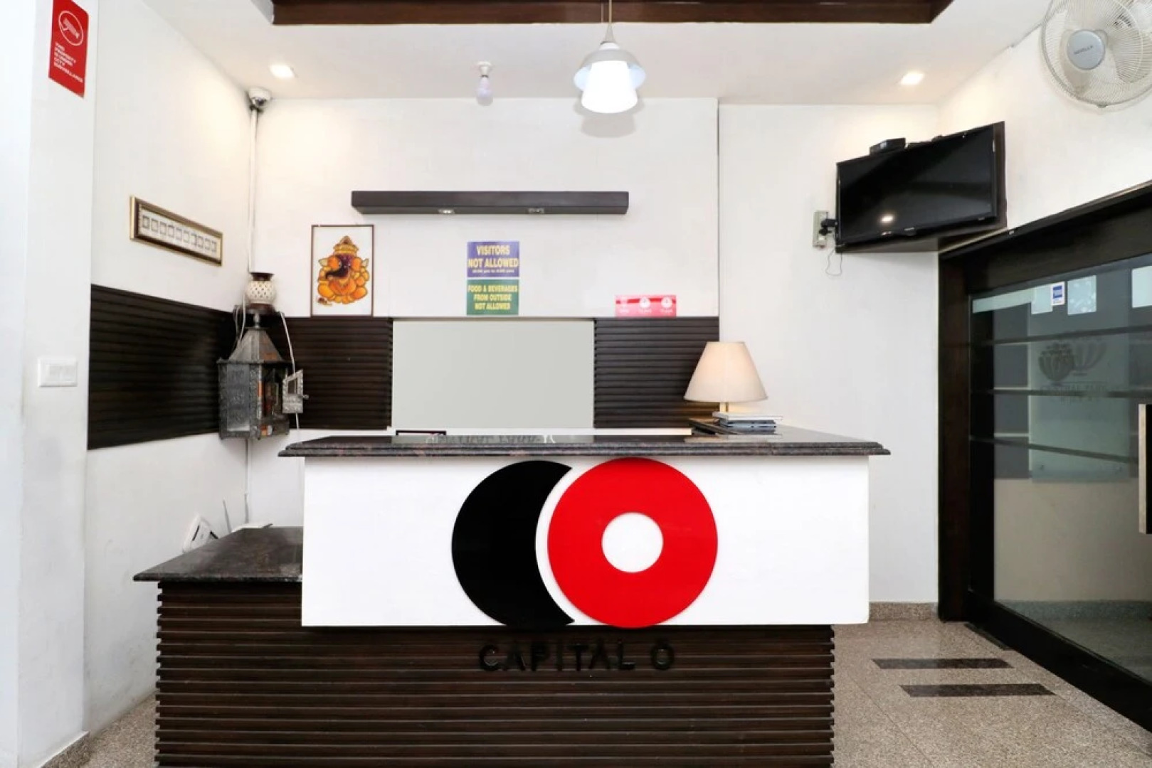 OYO Rooms Sector 17 Chandigarh